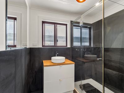 2 Simmonds Street, Mount Beauty