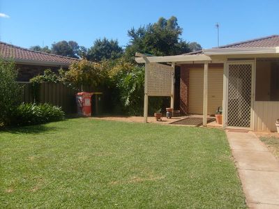 4 Hamilton Close, Dubbo