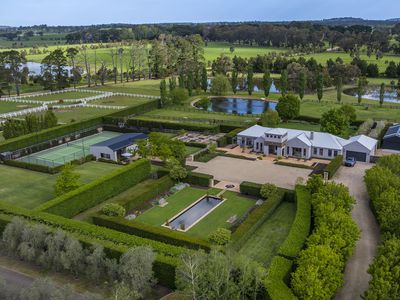 19 Hammet Place, Macedon