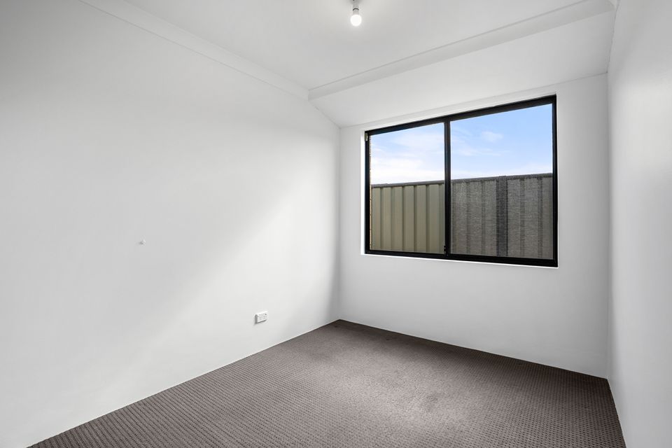 53 Colreavy Ramble, Baldivis