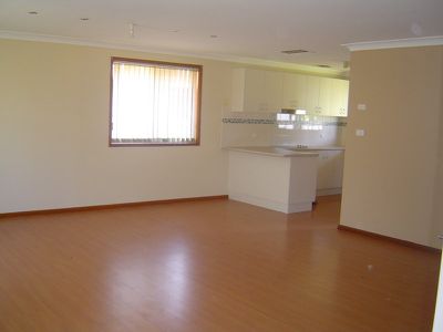 8 Flinders Close, Dubbo