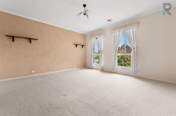 4 Sunset Court, Craigieburn