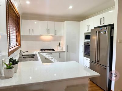 2 / 8 GURRA PLACE, Port Macquarie