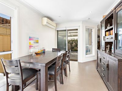 2 / 27a Hennesy Street, Flinders