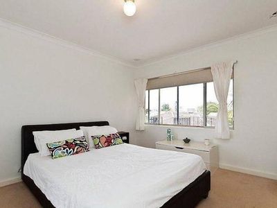 8 / 561 Canning Highway , Alfred Cove