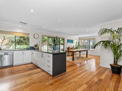 4 Purdom Road, Wembley Downs