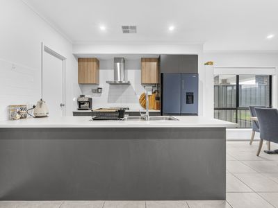 27 Ornata Street, Munno Para