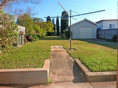 18 Balfour Rd, Narwee