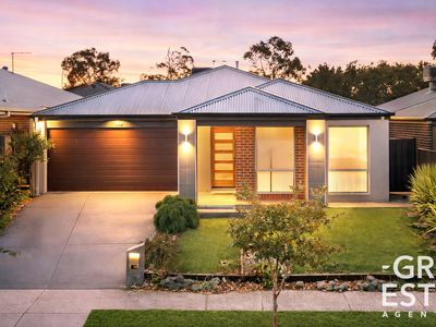 12 Newington drive, Cranbourne East