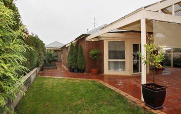 2 Hyland Court, Berwick