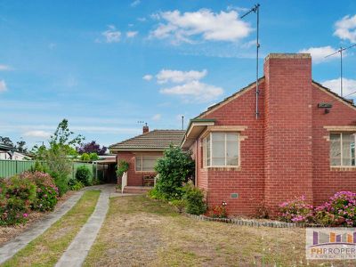 14 Theodore Street, Flora Hill