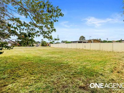 17 Caddy Avenue, Urraween