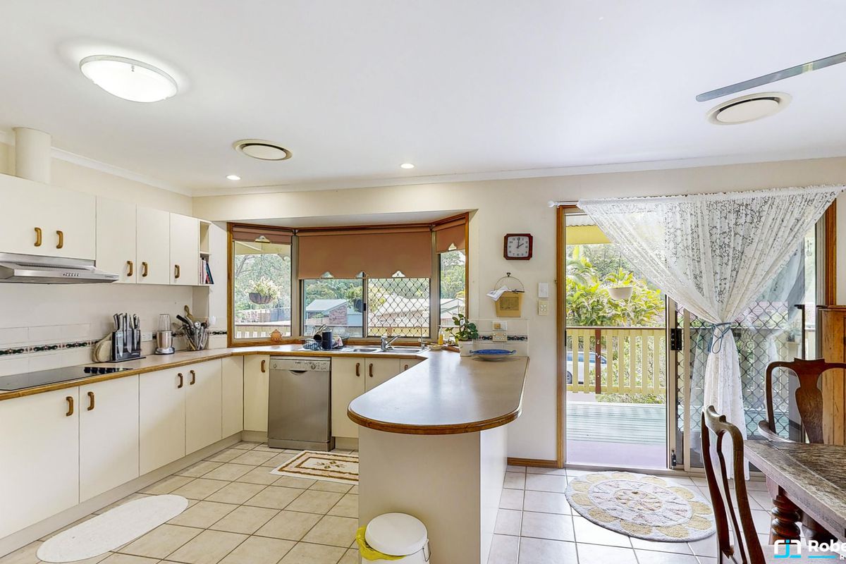 2 Tinaroo Place, Tewantin