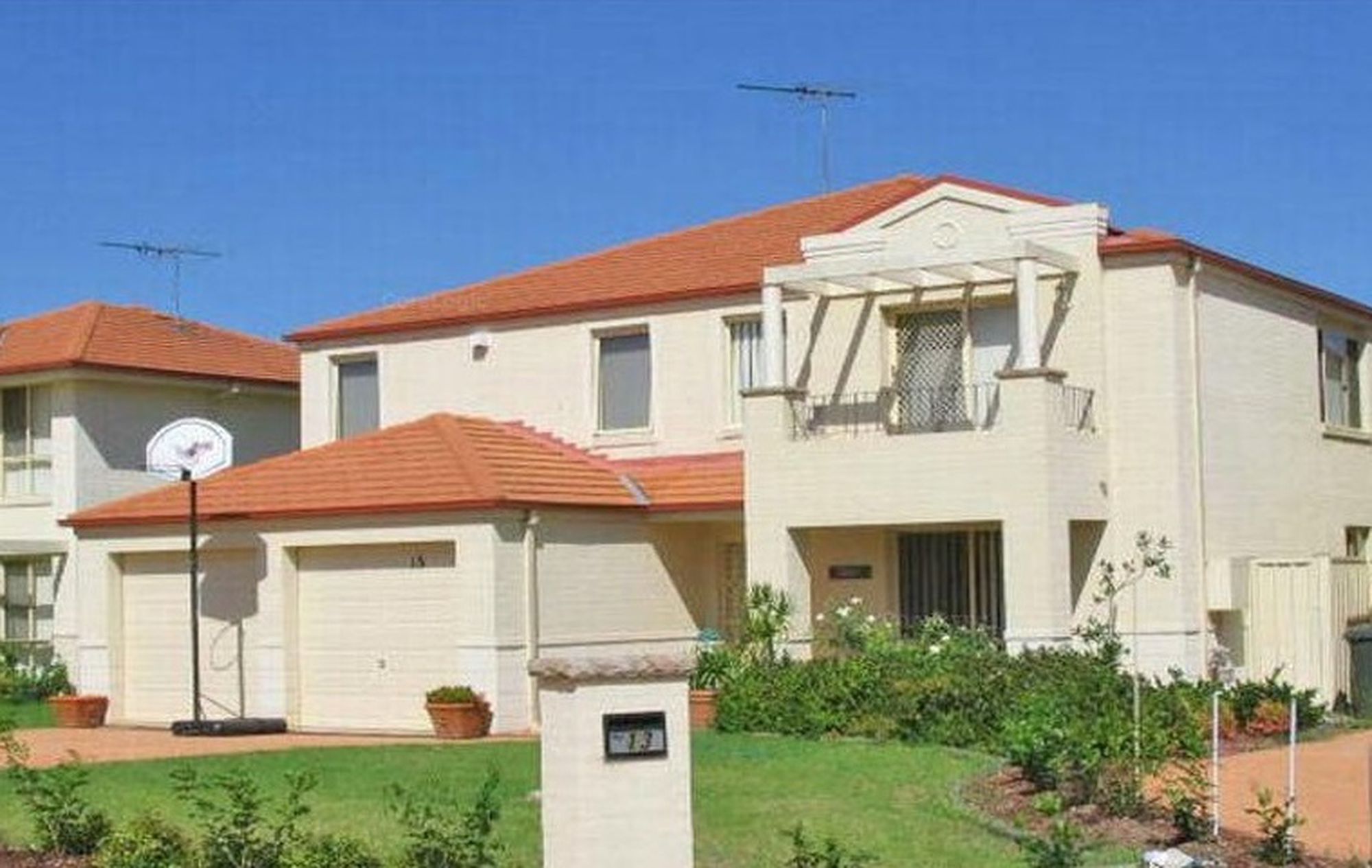 13 Lynton Court, Glenwood