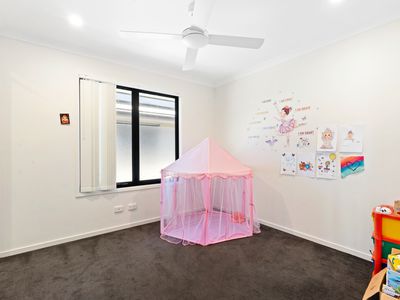 124 / 370 Gainsborough Drive, Pimpama
