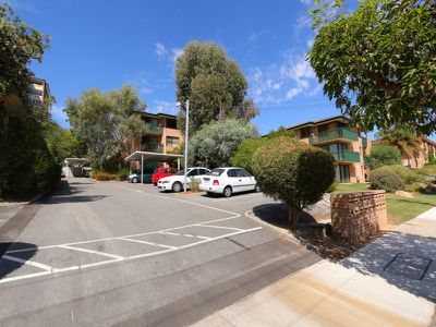 7 / 52 King George Street, Victoria Park