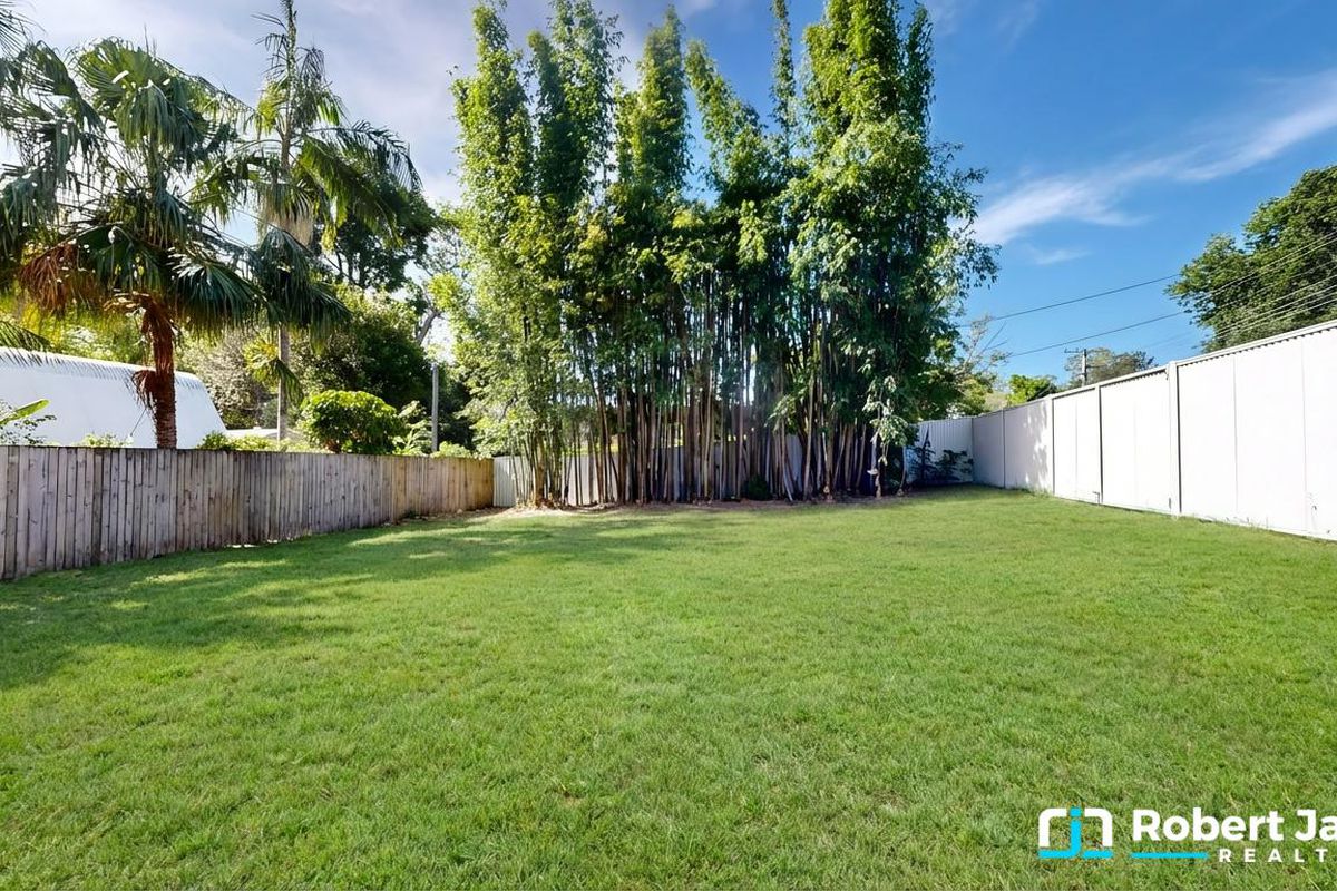 42 Laguna Street, Boreen Point