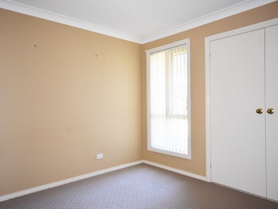 20 St Albans Way, Dubbo
