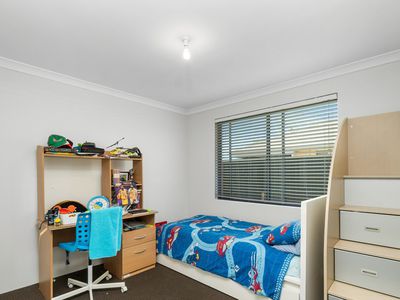 1 Farnese Way, Banksia Grove