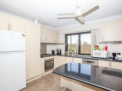 16B Somerset Crescent, South Hedland