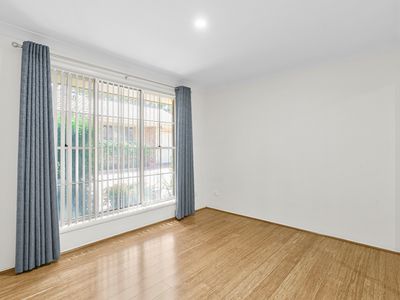 2 / 3 John Purcell Way, South Nowra