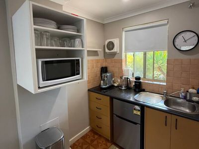 33 / 105 Old Coast Road, Pelican Point