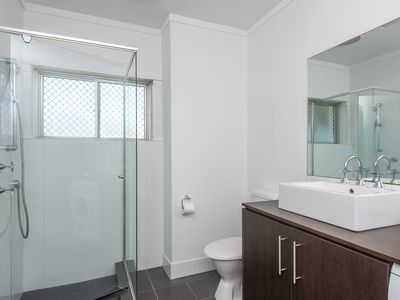 10/159 Labouchere Road, Como