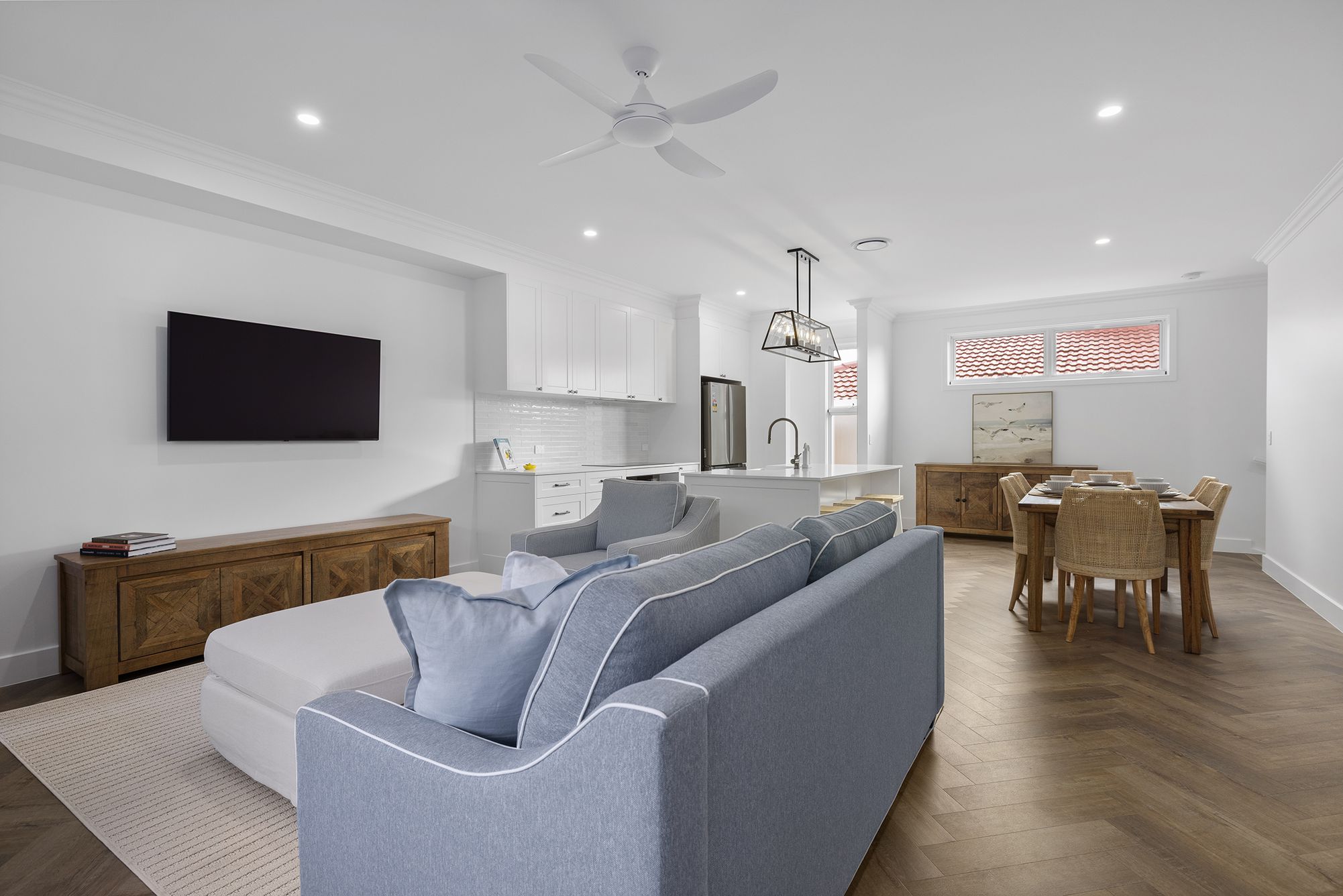 2 / 14 Victor Avenue, Paradise Point