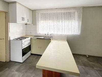 2 / 1C George Street, Horsham