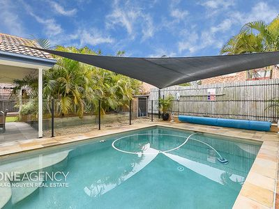15 Glasshouse Cres, Forest Lake