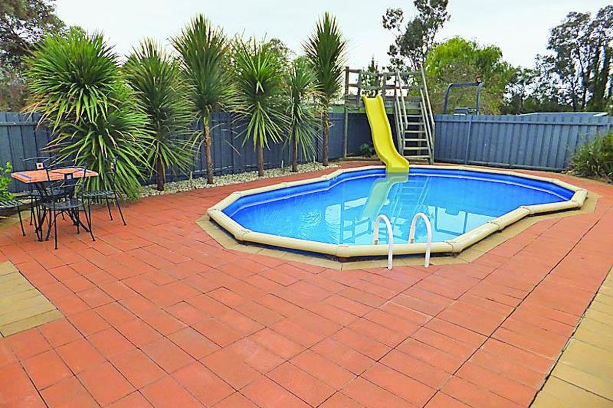 14 Weller Road, Lancaster