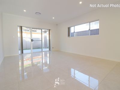 4 / 5 Darwin Street, West Ryde