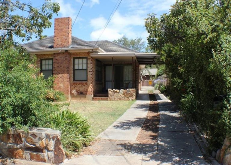 17 Broadway, South Brighton