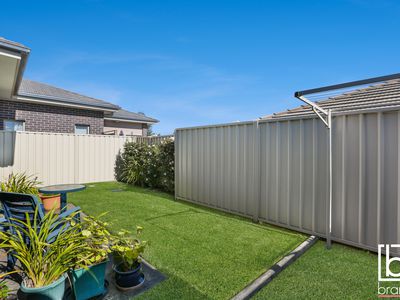 8 Gladioli Avenue, Hamlyn Terrace