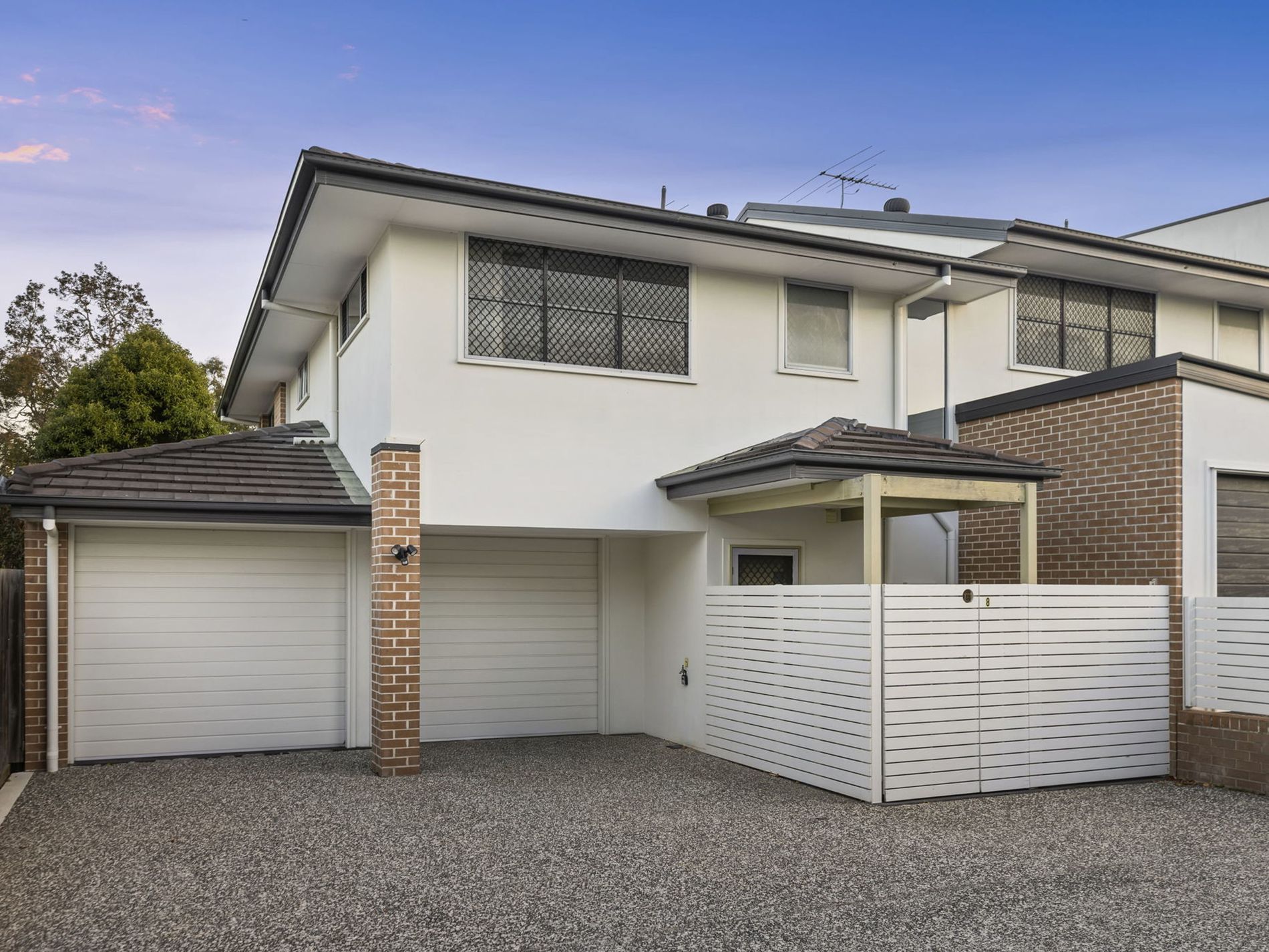 8 Worchester Crescent, Wakerley