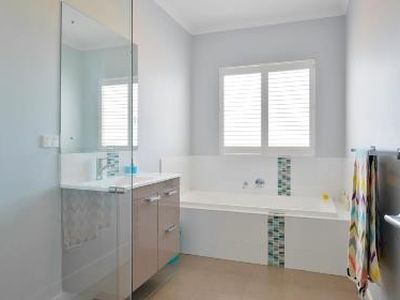 48 Tumbarri Way, Hannans