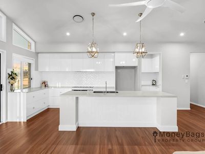 110-114 Townsvale Drive, Woodhill