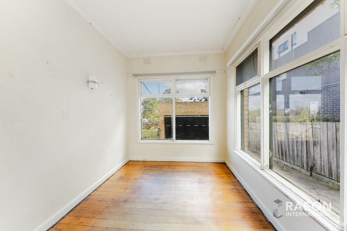 648 Warrigal Rd, Malvern East
