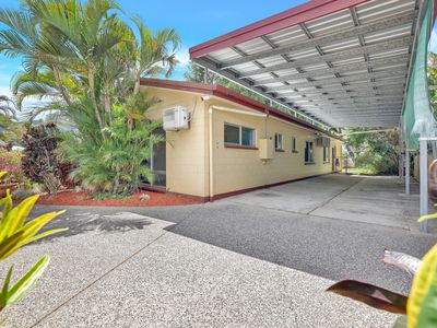 2 Bounty Close, Bentley Park