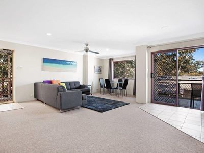 2 / 32 Binda Street, Hawks Nest