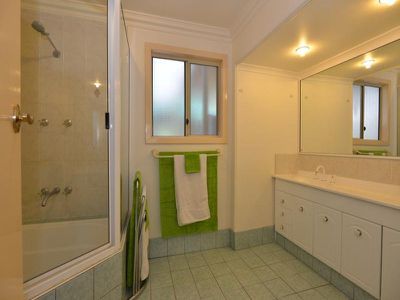 90 Addis Street, Lamington