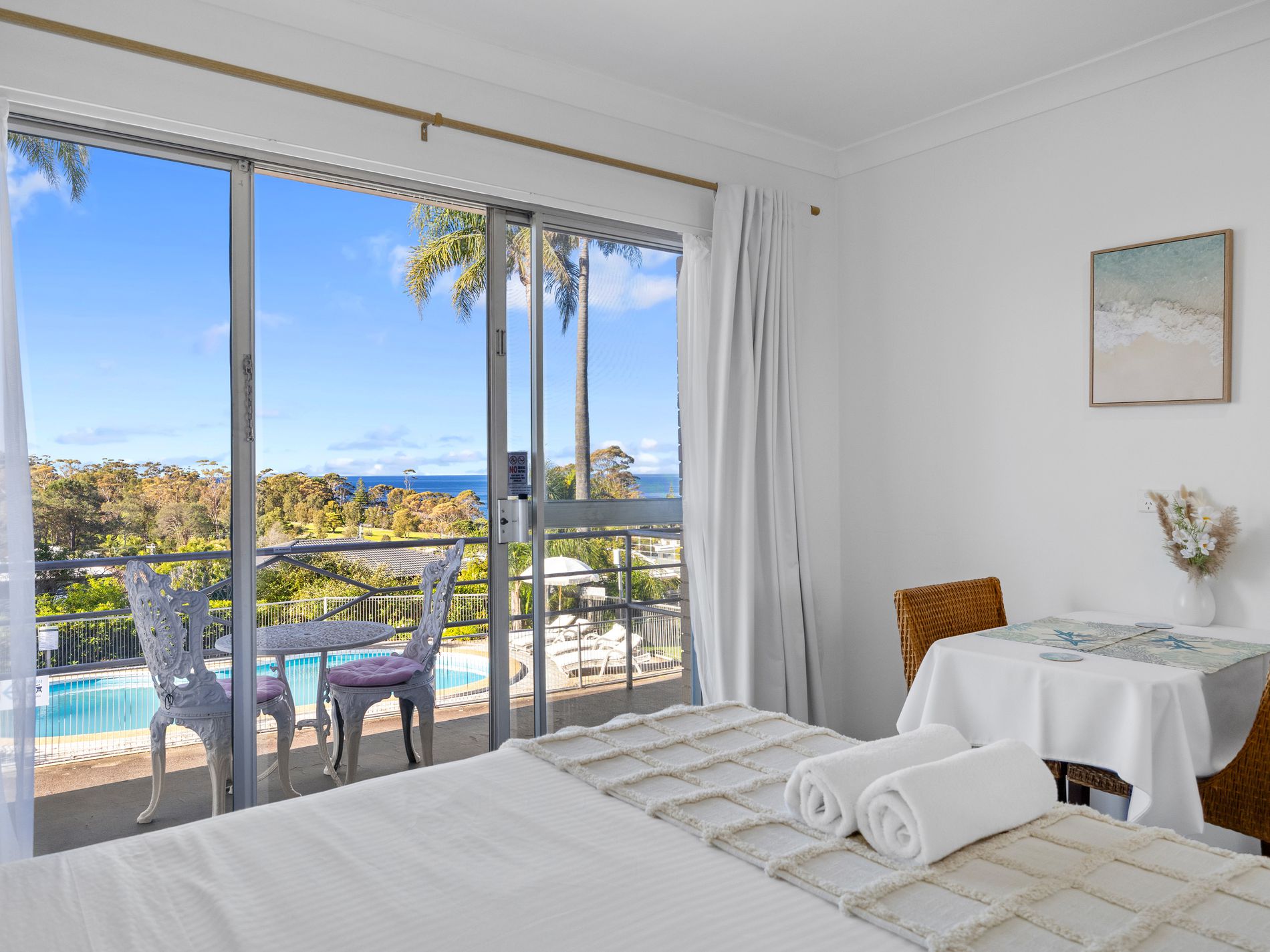 10 Princes Highway, Mollymook
