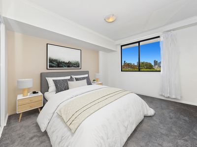 315 / 1 Gray Street, New Farm