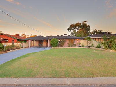 29 Helena Crescent, Thornlie