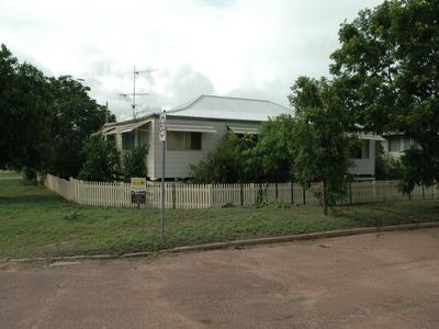 119 Kingfisher street, Longreach