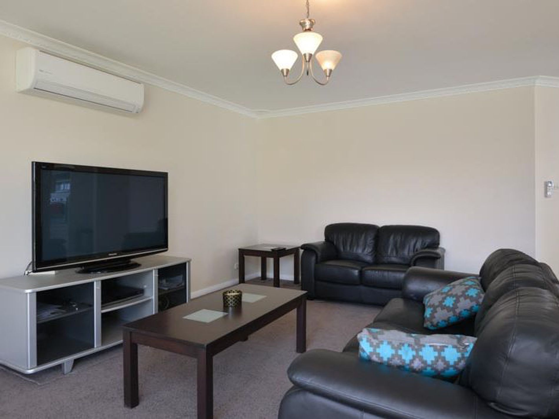 4B Nepean Grove, Hannans