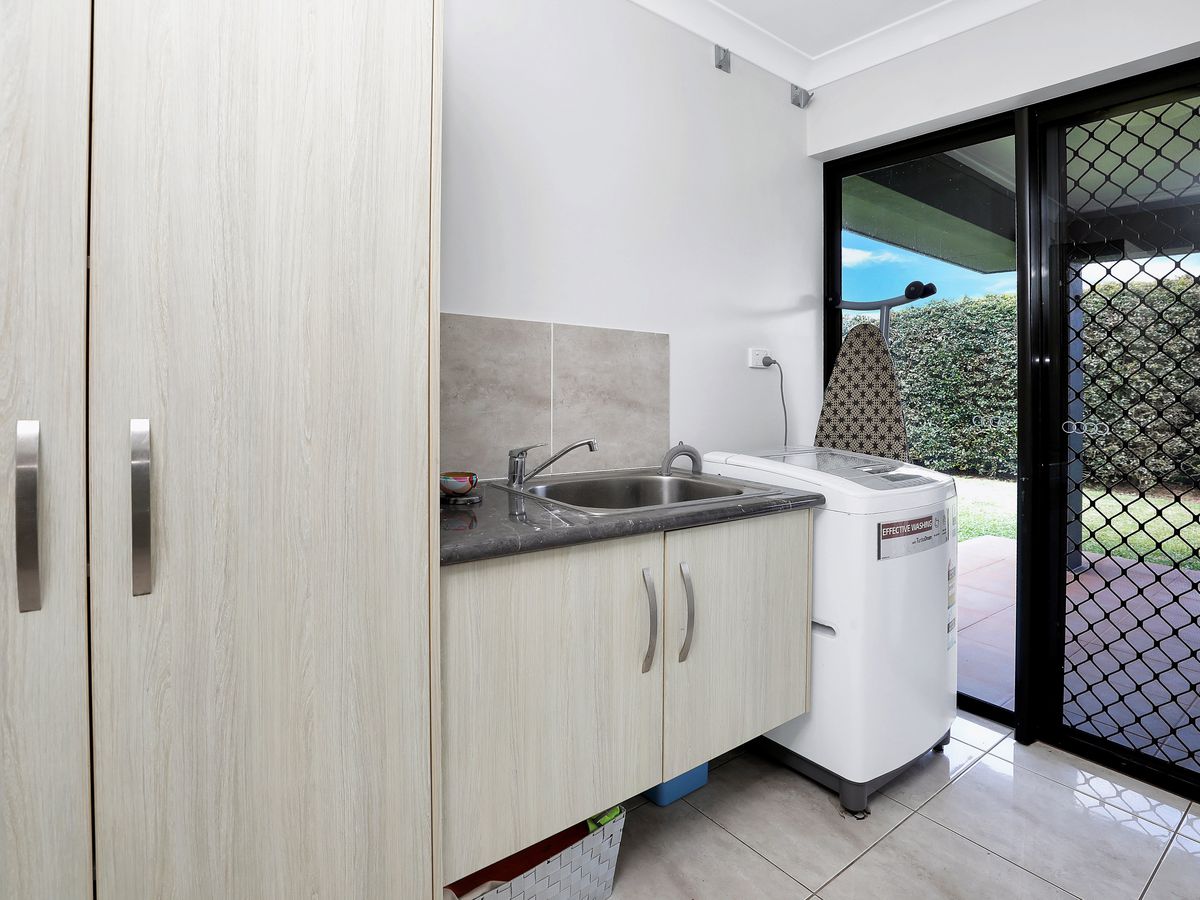 38 Jannina Drive, Atherton