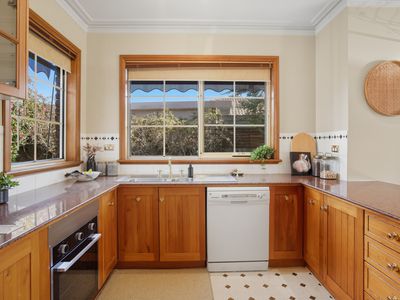 8 Virginia Grove, Prospect Vale