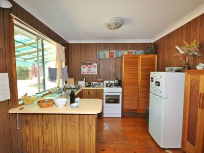 17 Hosies Road, Eden