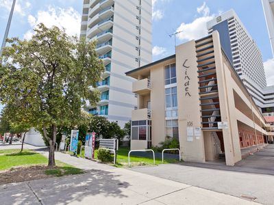 202 / 106 Terrace Road, East Perth